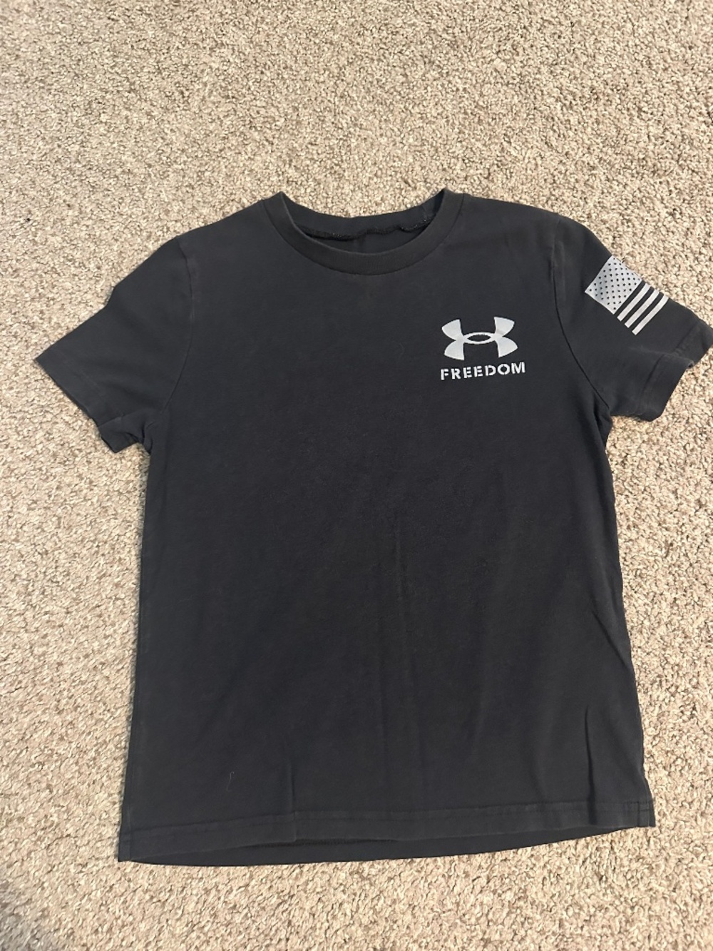 Youth Under Armour XS Freedom T-shirt